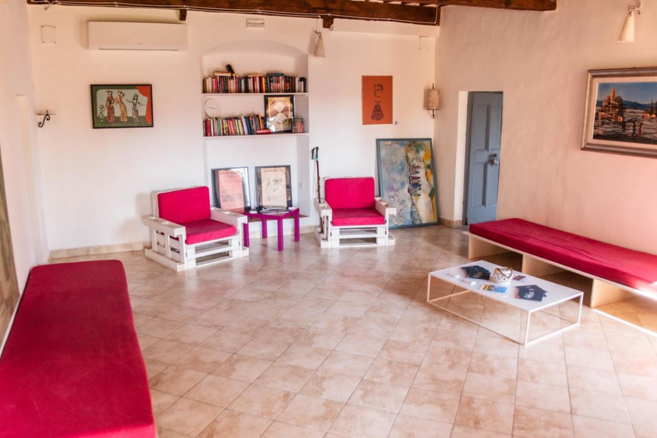 Ostello Di Camaiore Luaran gambar